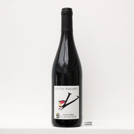Bouteille de vin rouge Le P'tit Vaillant 2020 du domaine Les Grandes Vignes de la famille Vaillant dansla Loire, distribué par l'envin agent et grossiste en vin bio et nature sur paris ile de france loiret export
